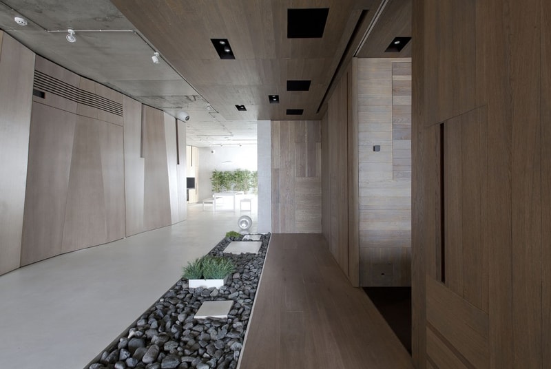 Spacious Japanese-Inspired Moscow Apartment by Architects M17