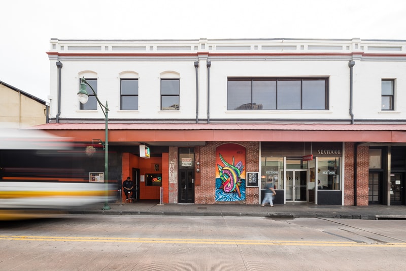 James Jean, Kevin Lyons and Tristan Eaton Take Over Honolulu Wallscape for POW! WOW! Hawaii 2015