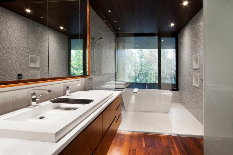 Veranda House by Blouin Tardif Architects