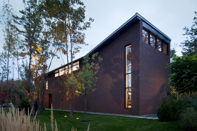 Veranda House by Blouin Tardif Architects