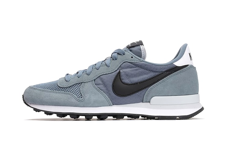 Nike Internationalist "Blue Graphite"