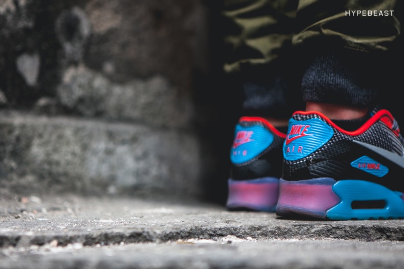 A Closer Look at the Nike Air Max 90 Knit Jacquard ICE "Dark Grey"