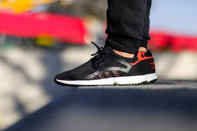adidas Racer Lite EM Black/Red