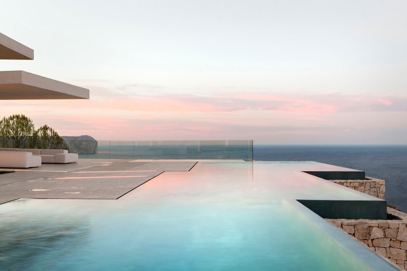 Casa Sardinera by Ramon Esteve Estudio