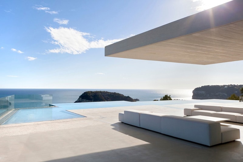 Casa Sardinera by Ramon Esteve Estudio