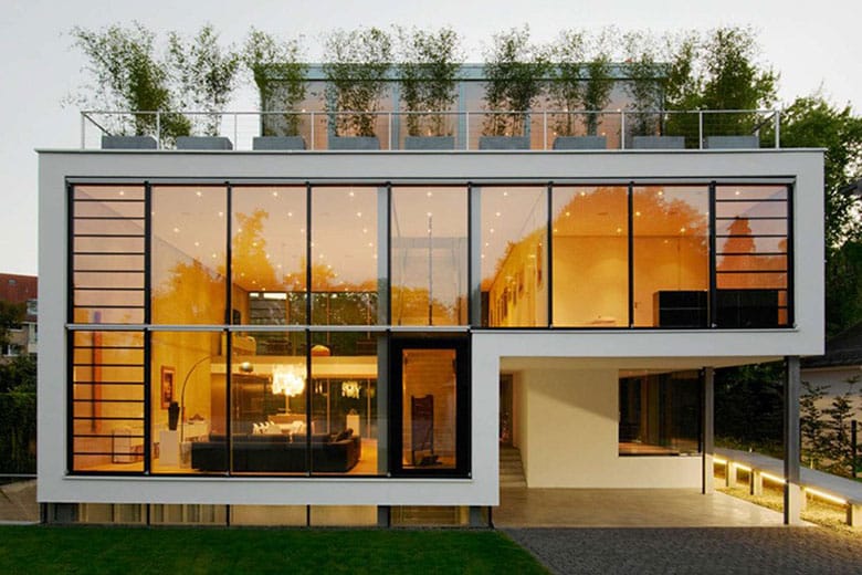 CHRIST.CHRIST.Architects' 4-Storey Home in Germany