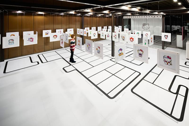 Floating Hello Kitty Installation by Naoya Iwama