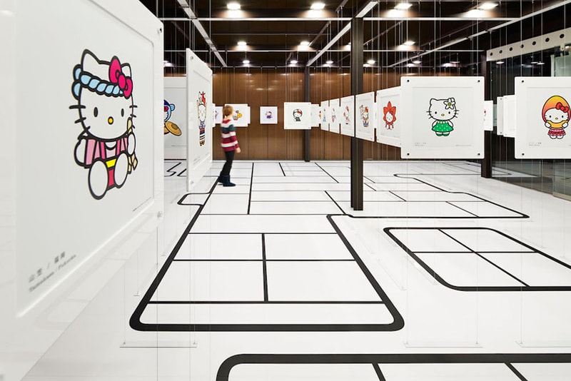 Floating Hello Kitty Installation by Naoya Iwama