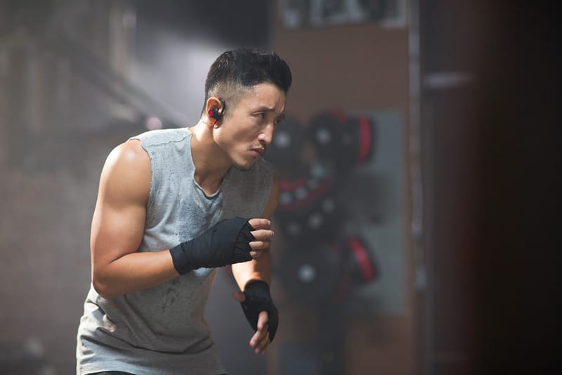 Flyweight Champ Zou Shiming Flexes in Beats by Dre Powerbeats2 Wireless
