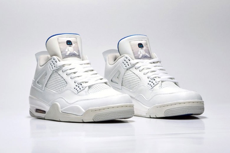 freakerSNEAKS' Sony x Nike "JRDN 4 X PS4 White"