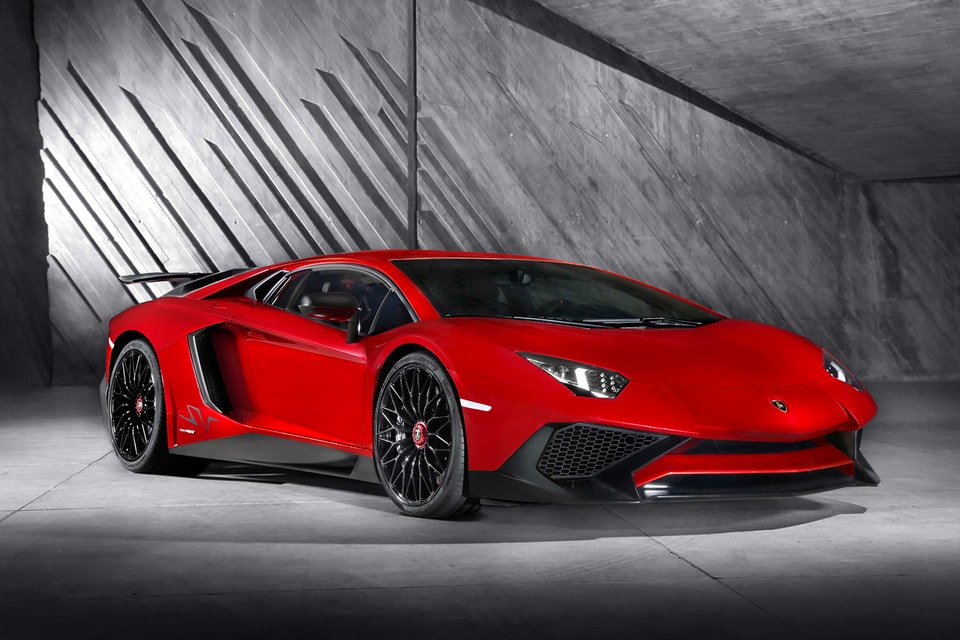 Lamborghini Aventador SV is Lighter with New Specs | Hypebeast