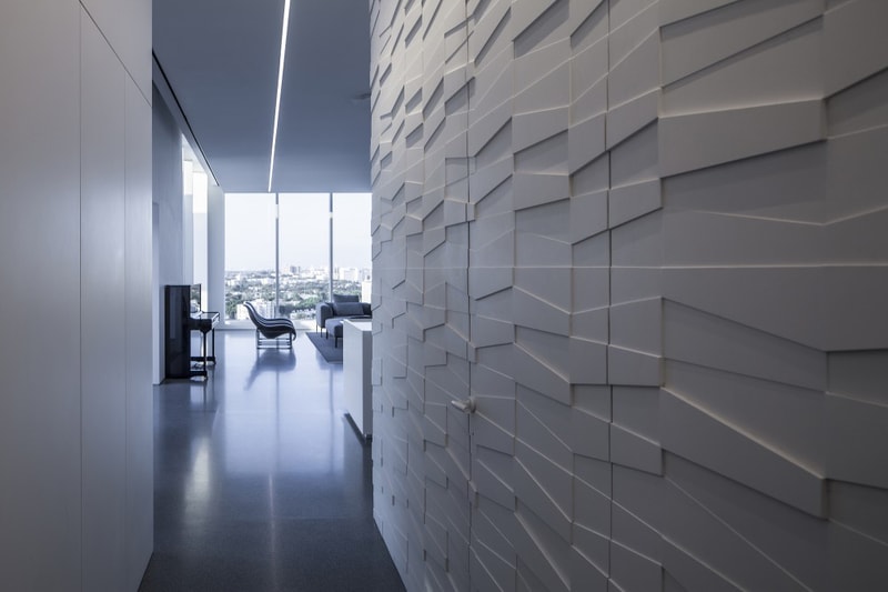 Layers of White Penthouse in Tel Aviv by Pitsou Kedem Architects