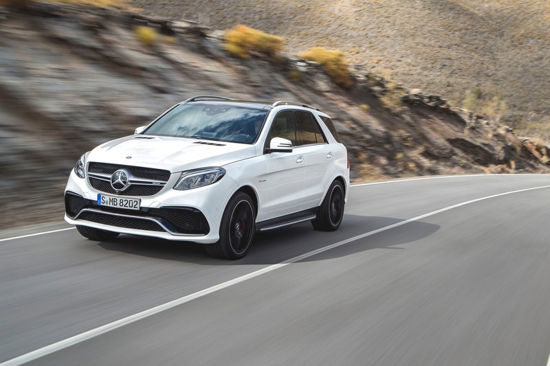 Mercedes-Benz Officially Unveils the GLE550e