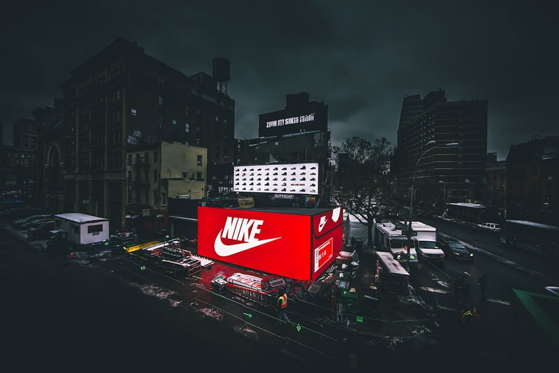 Nike's Giant SNKRS Air Max Box Is Going to Los Angeles