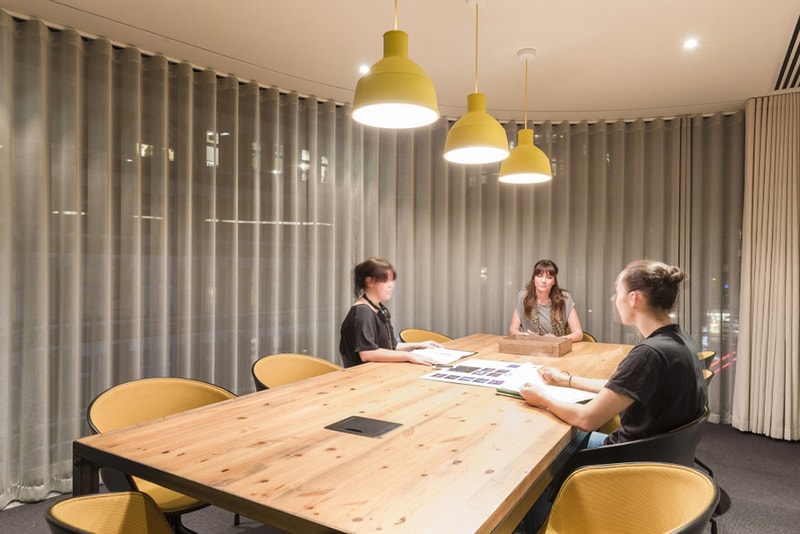 Take a Look Inside the Warner Music UK Headquarters by Woods Bagot