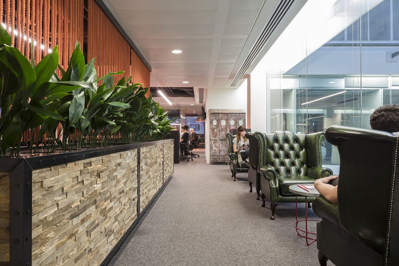 Take a Look Inside the Warner Music UK Headquarters by Woods Bagot