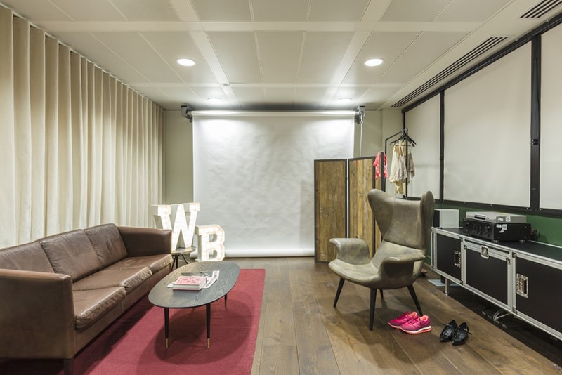 Take a Look Inside the Warner Music UK Headquarters by Woods Bagot