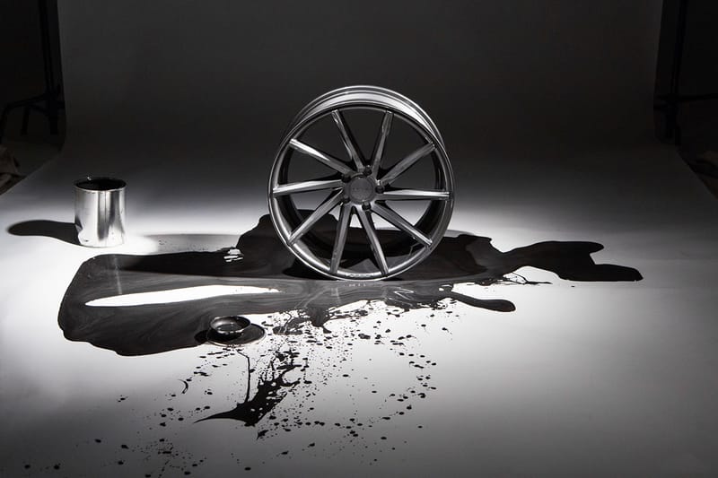 Vossen Unveils its CVT Gloss Graphite Wheels