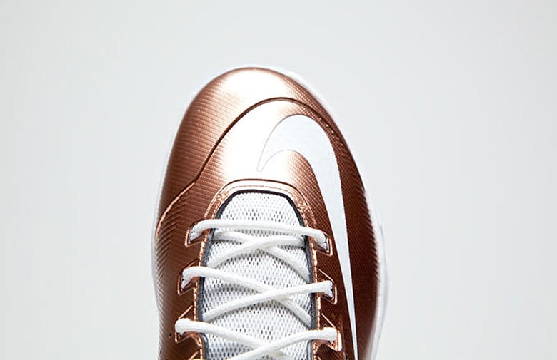 A Closer Look at the Nike KD7 Elite "EYBL"