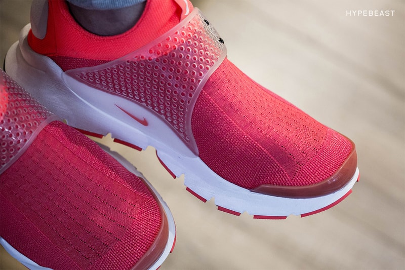 A Closer Look at the Nike Sock Dart SP "Infrared"
