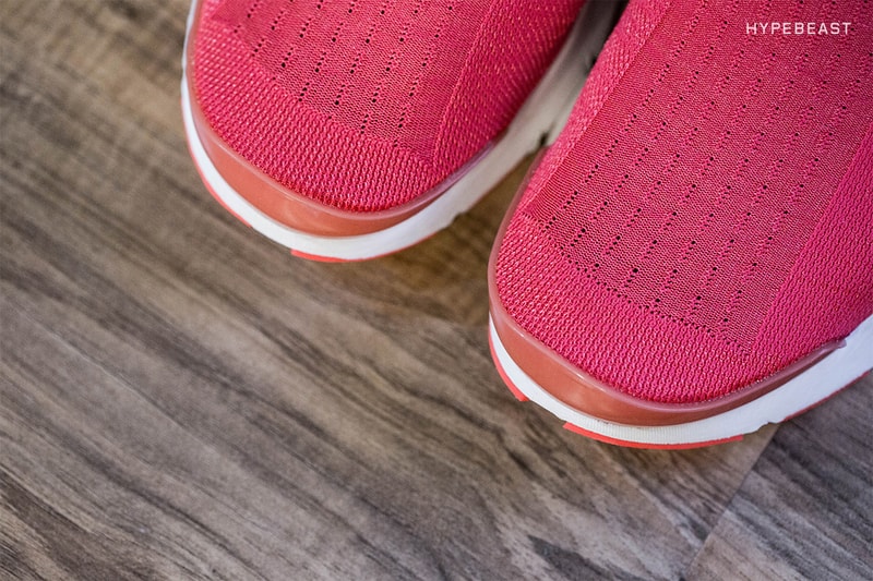 A Closer Look at the Nike Sock Dart SP "Infrared"