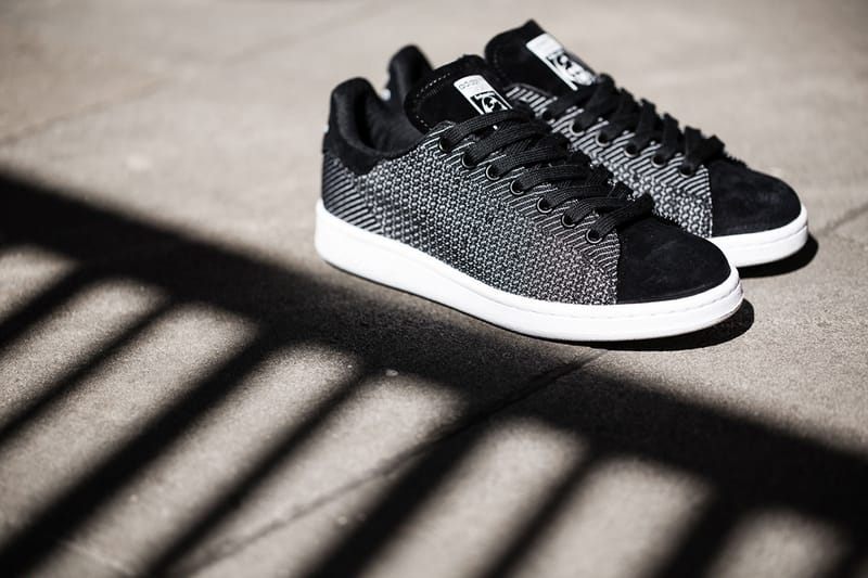 stan smith core black white