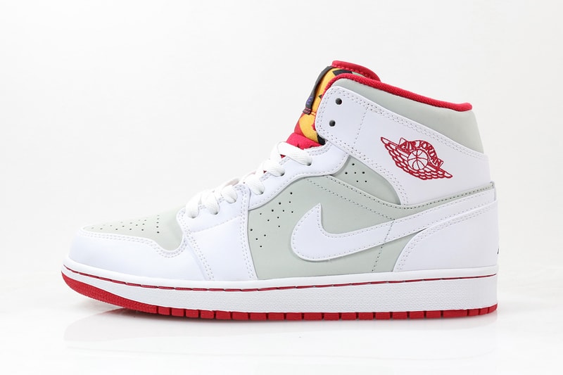 Air Jordan 1 Mid "Hare Jordan"
