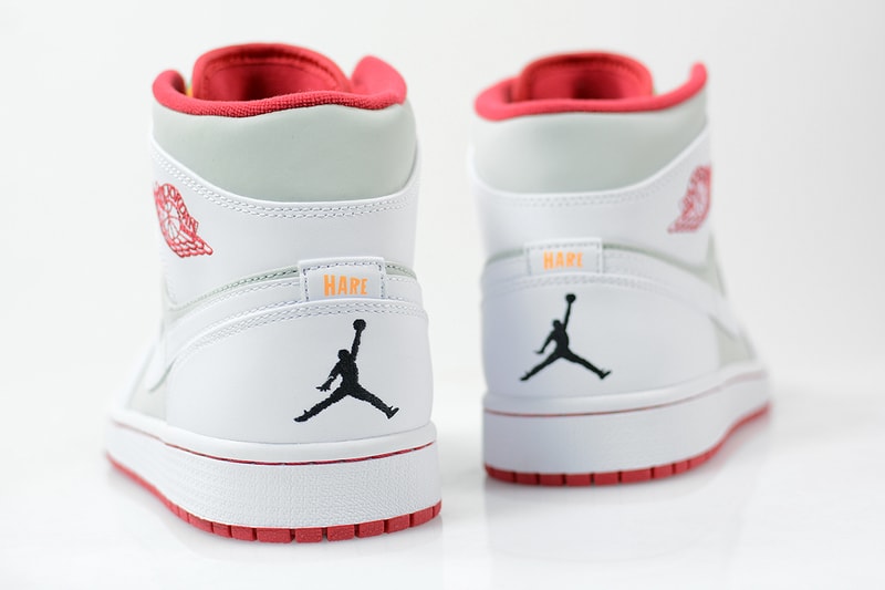 Air Jordan 1 Mid "Hare Jordan"