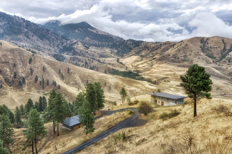 Balance Associates' Nahahum Lodge Offers Panoramic Canyon Vistas