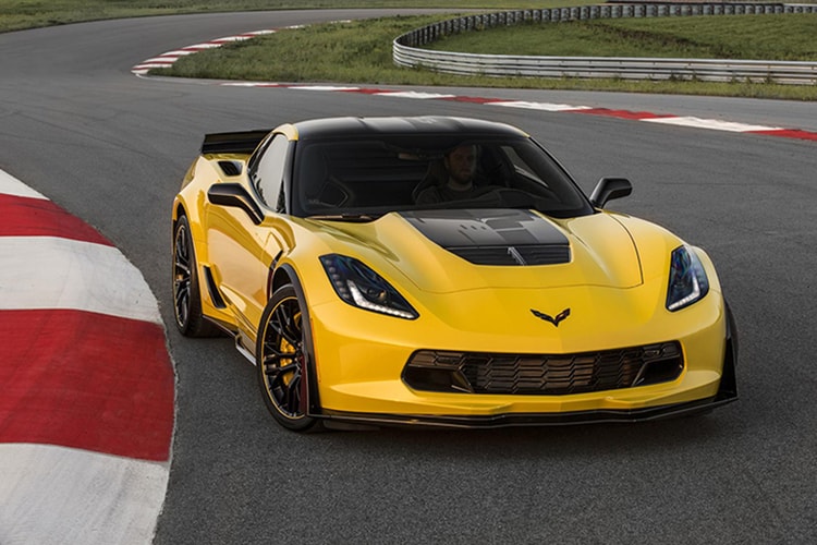 Chevrolet 2016 Corvette Z06 C7.R Edition