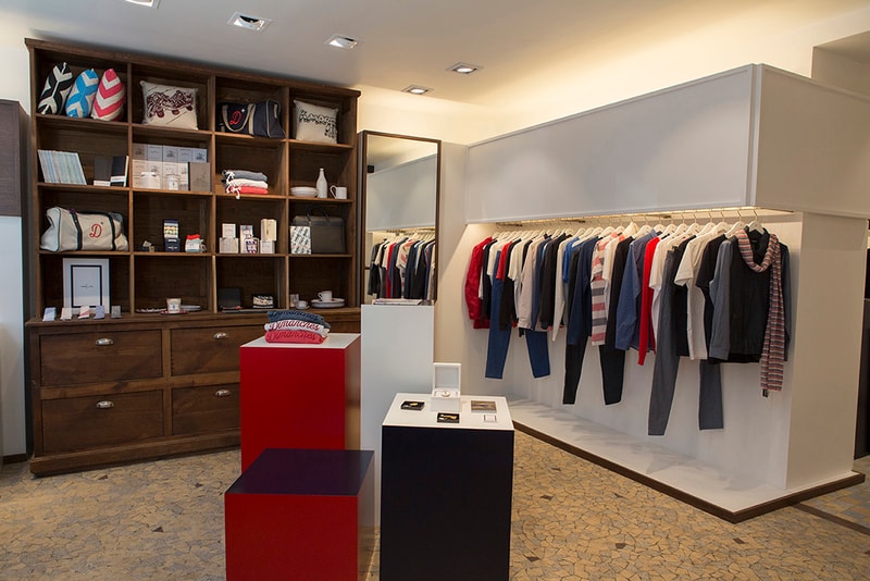 Commune de Paris Opens Paris Flagship
