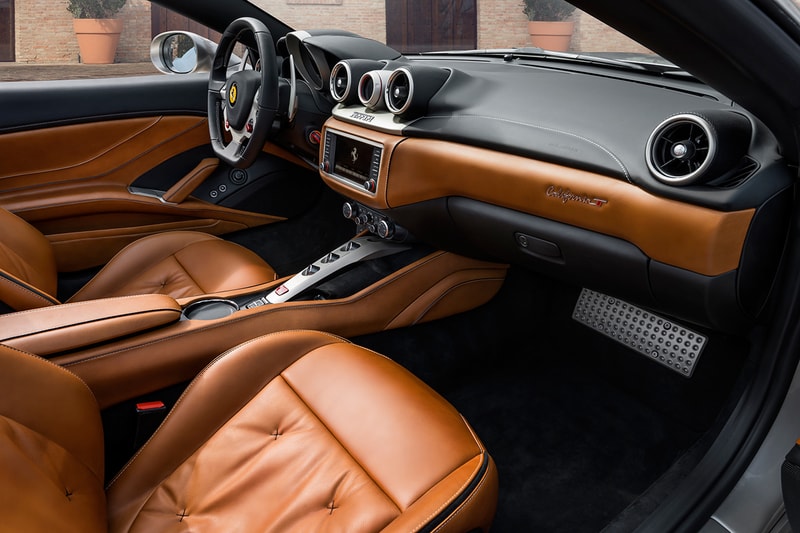 Ferrari' "Tailor Made" California T