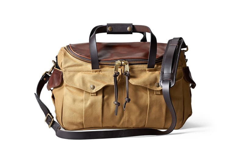 Filson Limited Edition Heritage Sportsman Bag Hypebeast Filson Have Released A Rugged Twill And Horween Leather Heritage Sportsman Bag For The Summer