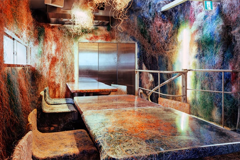 Kengo Kuma and Associates' Colorful Cable-Adorned Yakitori Bar