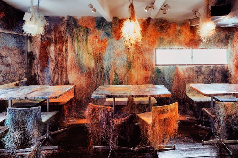 Kengo Kuma and Associates' Colorful Cable-Adorned Yakitori Bar