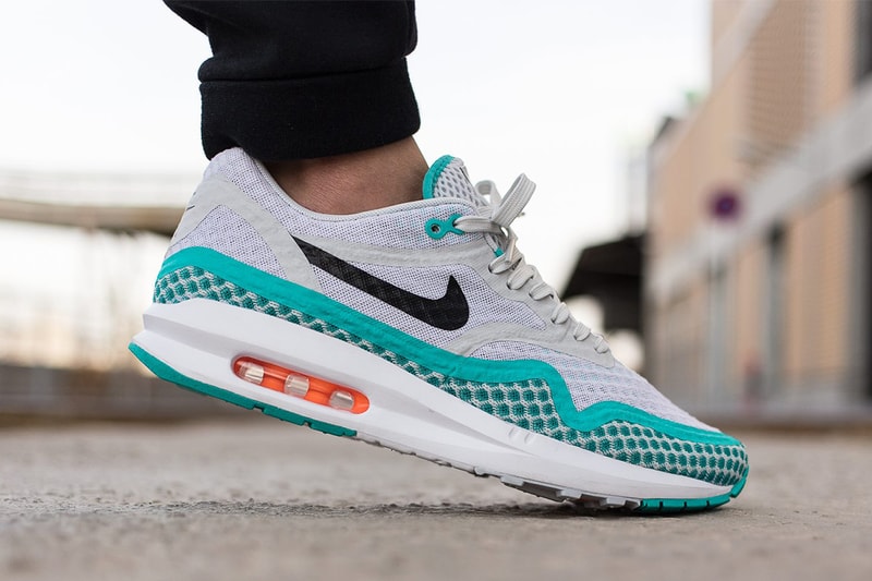 Nike Air Max Lunar1 Breeze Pure Platinum/Black-Light Retro