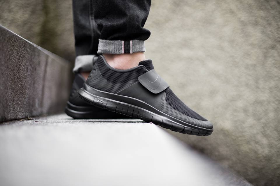 Complaciente Enfermedad pantalones Nike Free Socfly "Black" | Hypebeast