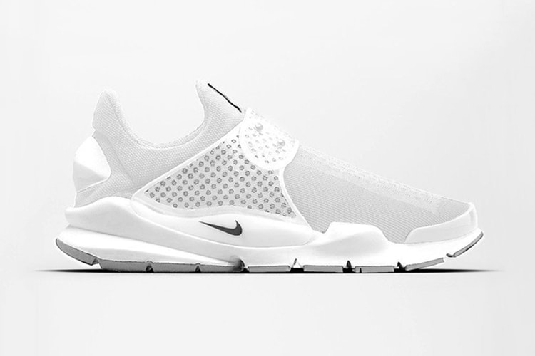 Nike Sock Dart "Triple White"