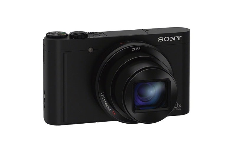 Sony's New Compact Cameras Will Include a Superzoom Lens