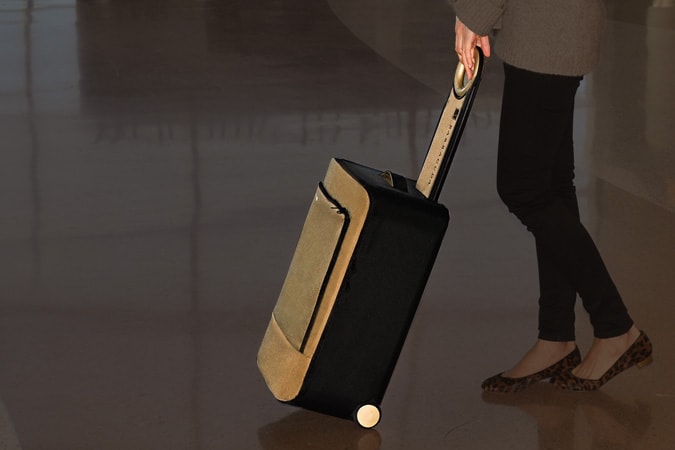 The Barracuda Collapsible Luggage Has a Built-In Tray, GPS and USB Charger