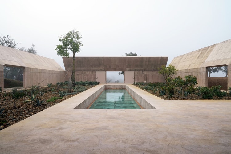 Villa Além in Alentejo, Portugal by Valerio Olgiati