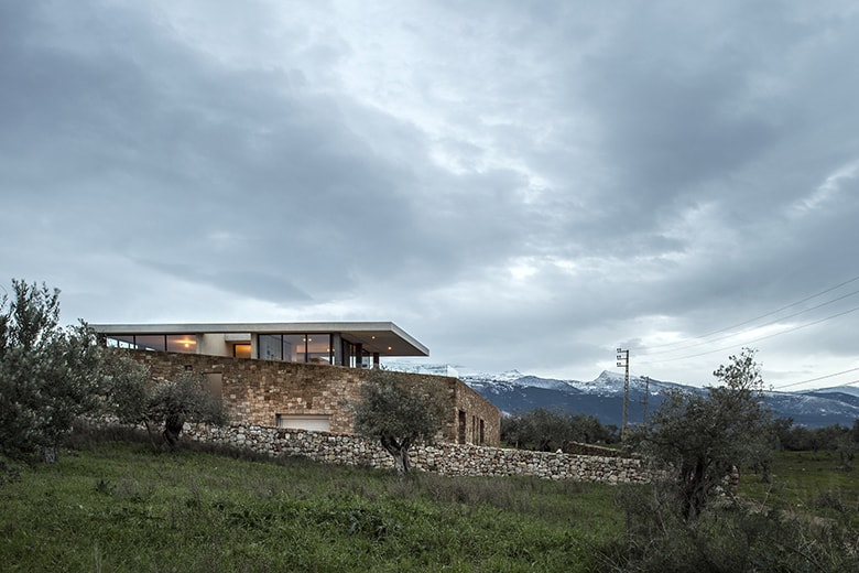 Zgharta House by platau
