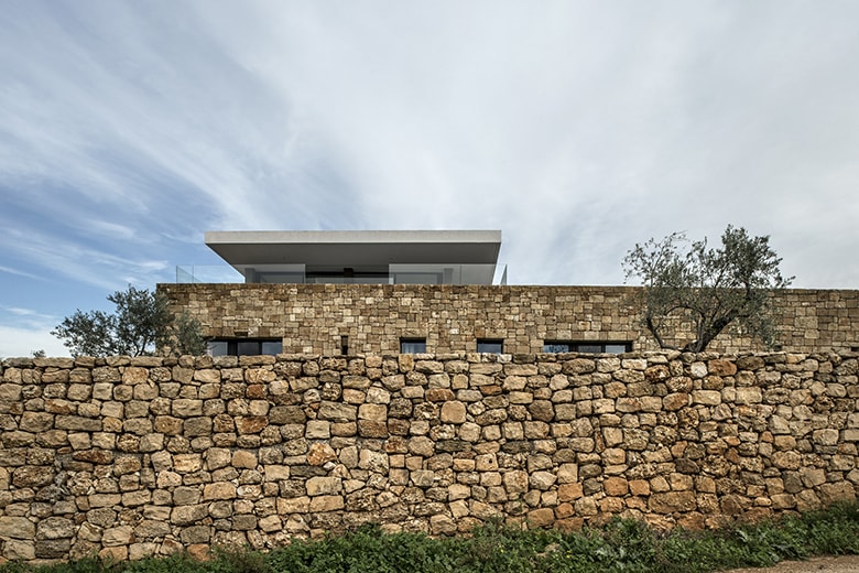 Zgharta House by platau