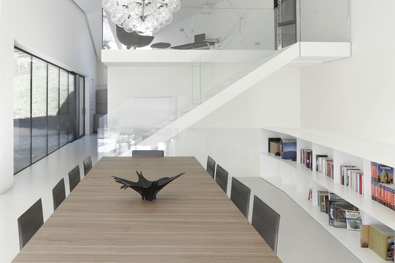 Alps Villa by Camillo Botticini Architetto