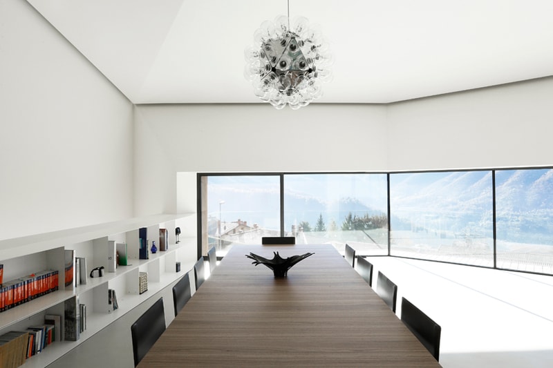 Alps Villa by Camillo Botticini Architetto