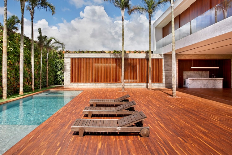 AN House by Guilherme Torres