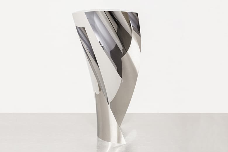 Anish Kapoor "Descension" @ Galleria Continua
