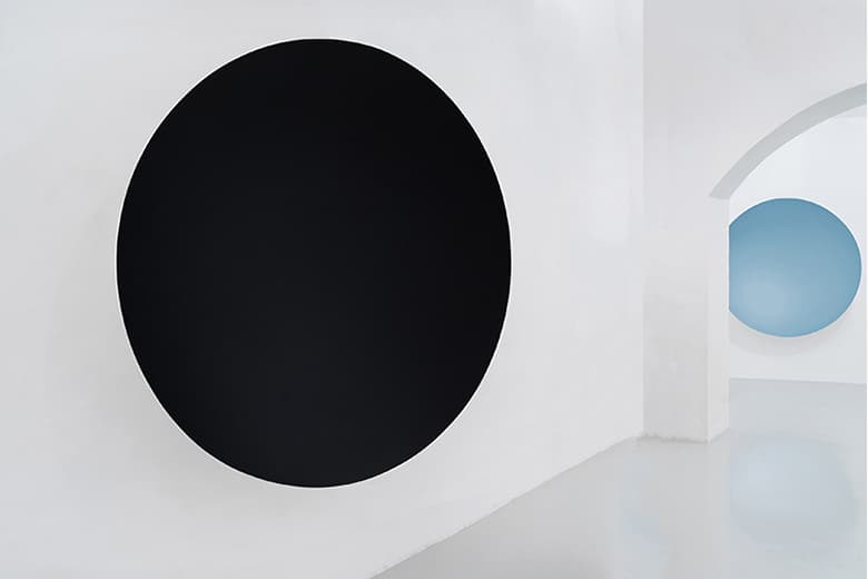 Anish Kapoor "Descension" @ Galleria Continua