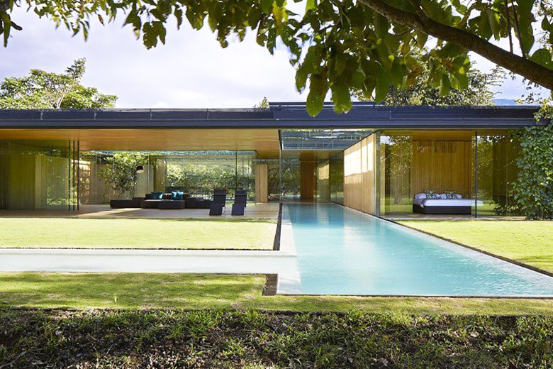Beautiful Modern Home in Costa Rica by Joan Puigcorbé