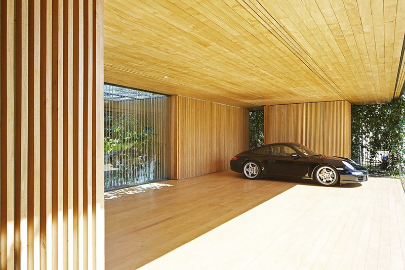 Beautiful Modern Home in Costa Rica by Joan Puigcorbé